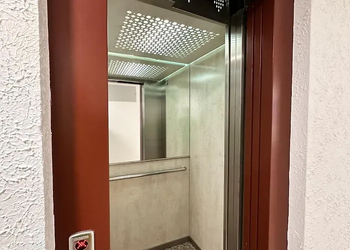 公寓 Capri Sunset Casasol 内尔哈